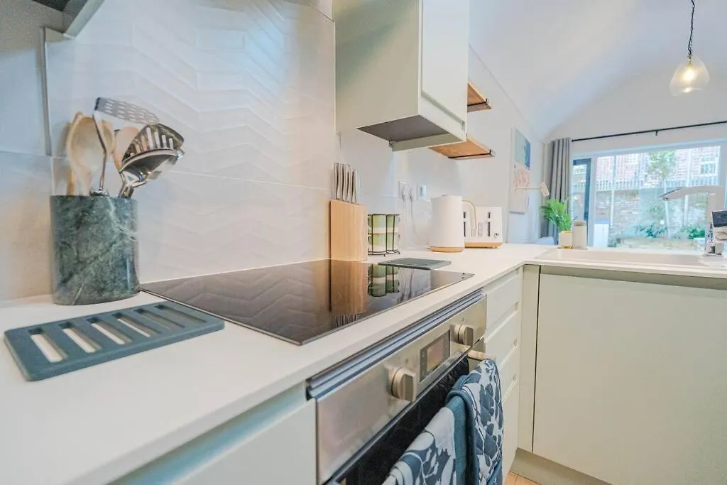 Croft Lodge By Grandeur Property Bournemouth Apartment